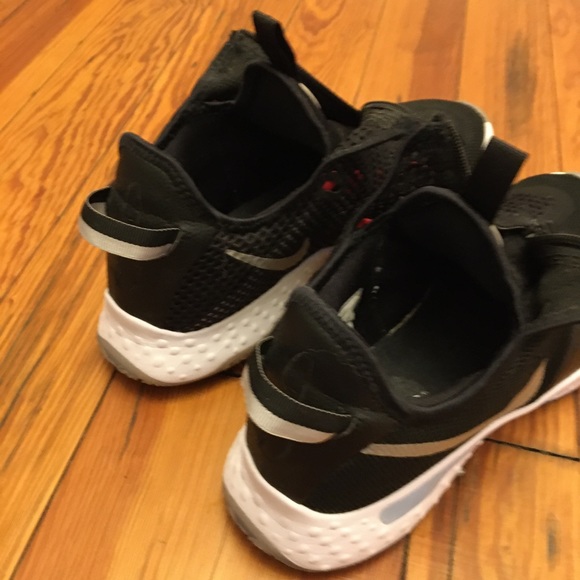 Nike sneakers - Picture 3 of 4